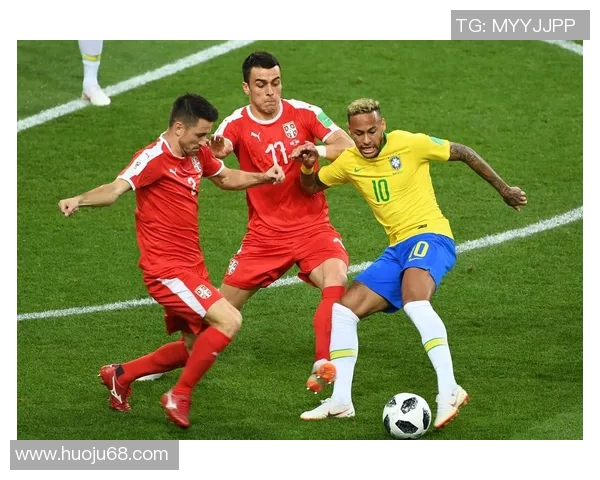 德国足球明星在对阵巴西的比赛中展现惊人实力与技巧的精彩瞬间 德国足球明星在对阵巴西的比赛中展现惊人实力与技巧的精彩瞬间