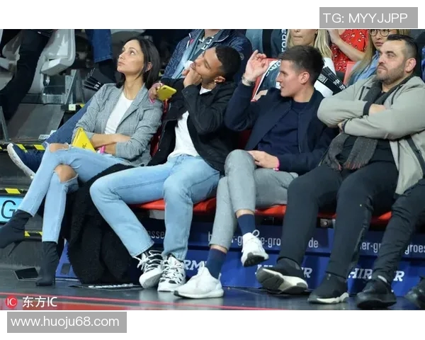 足球明星妻子被绑架事件引发全球关注警方全力追查幕后黑手